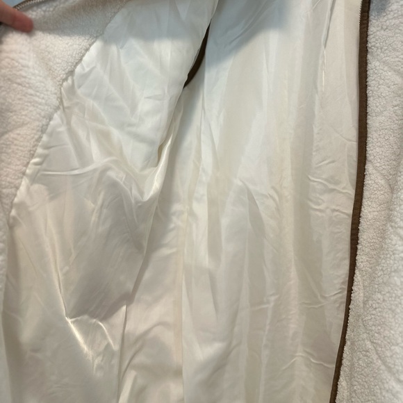 Lauren Ralph Lauren Women’s Large Diamond Quilted.  Faux Fur. Full Zip Long Vest - Picture 8 of 16